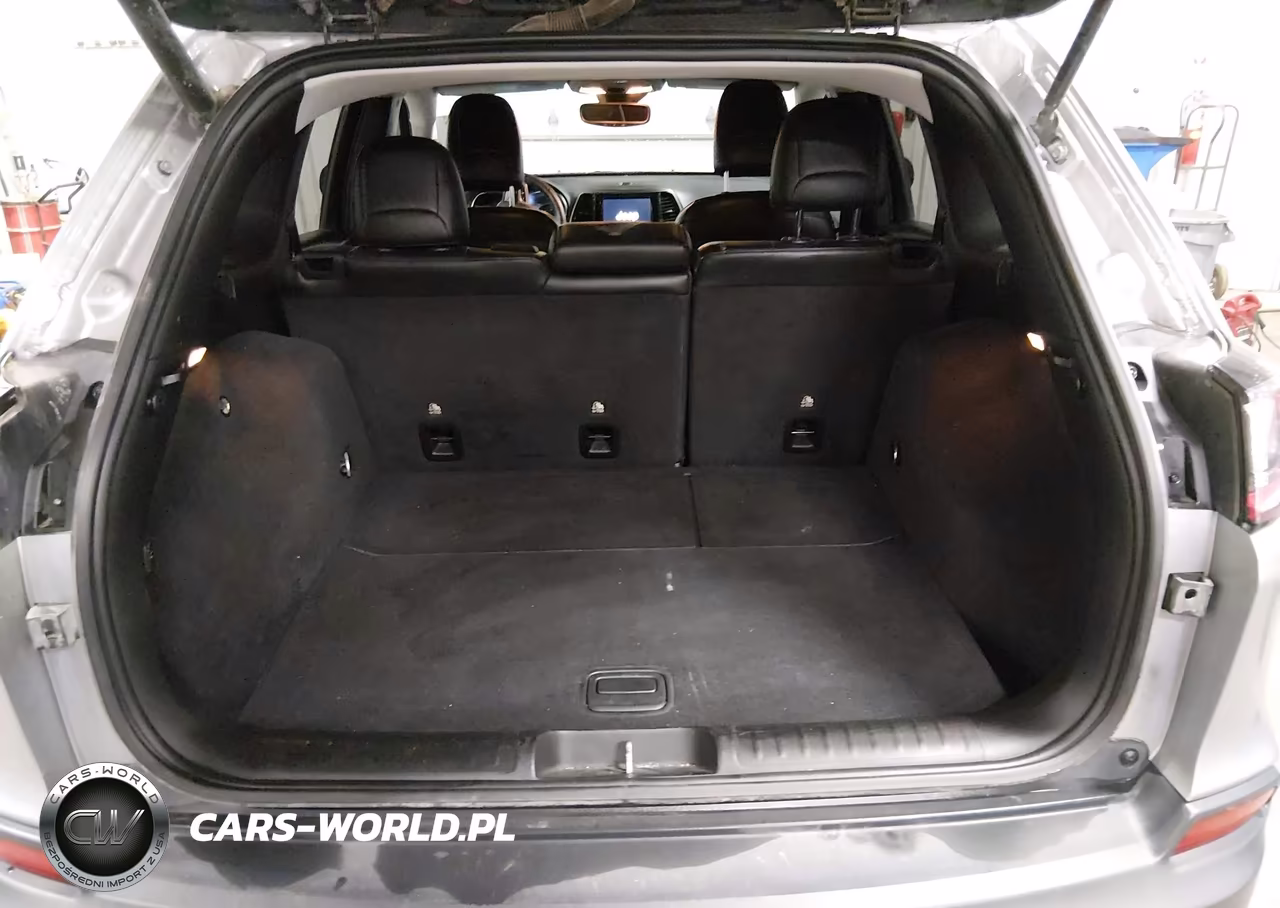 2019 Jeep Cherokee Limited 4X4 VIN:1C4PJMDN9KD180549 - 18