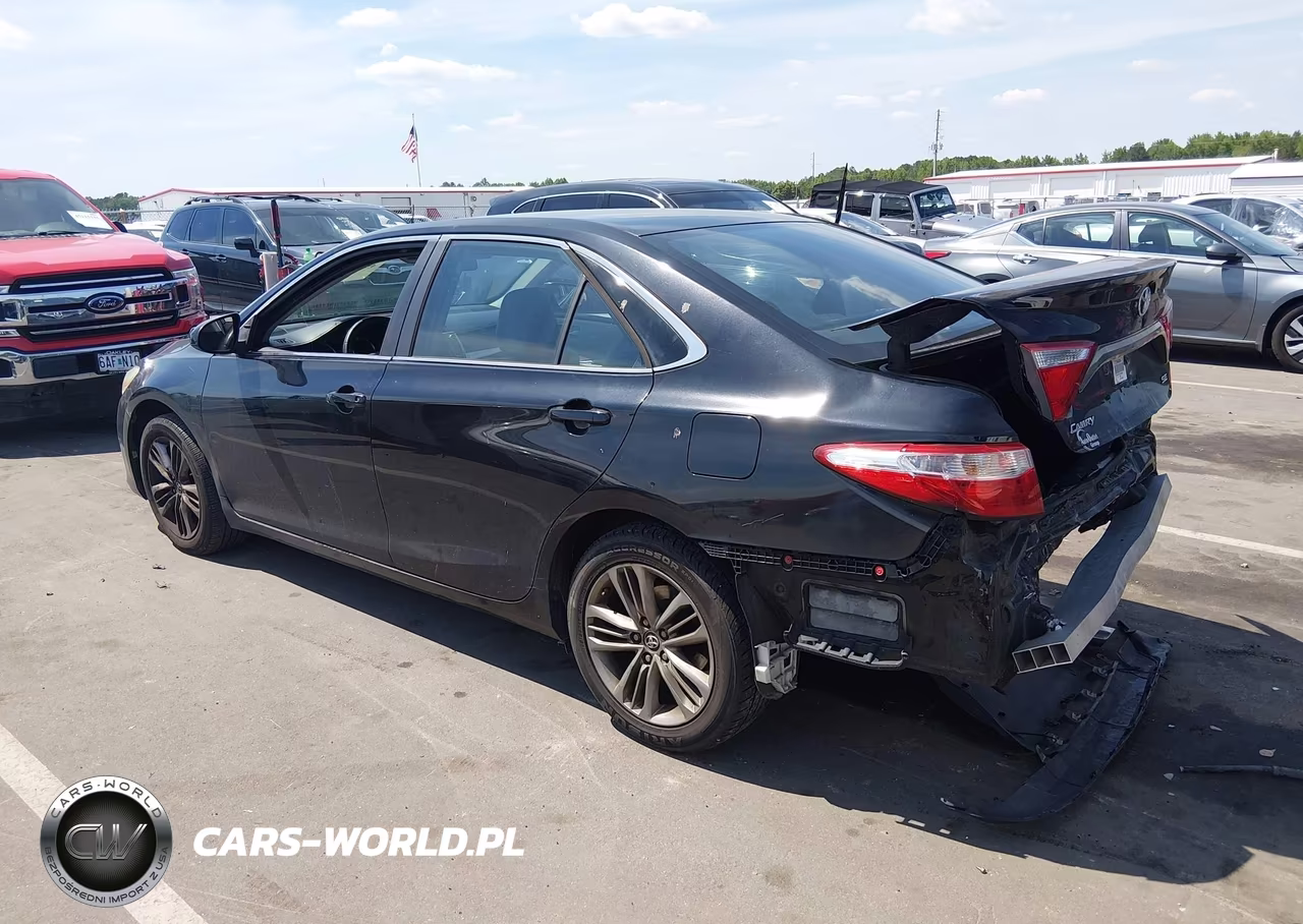2015 Toyota Camry Se VIN:4T1BF1FK4FU053870 - 3