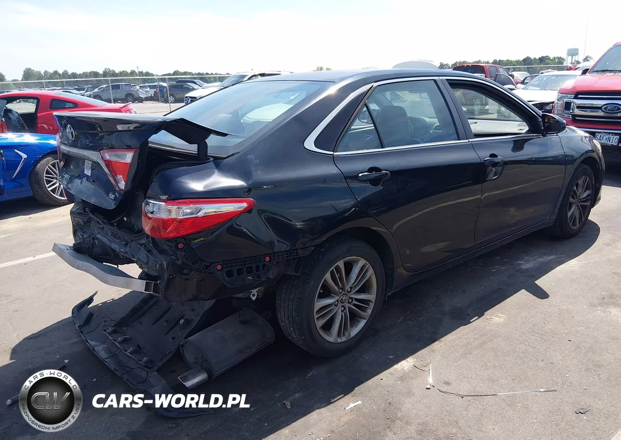 2015 Toyota Camry Se VIN:4T1BF1FK4FU053870 - 4