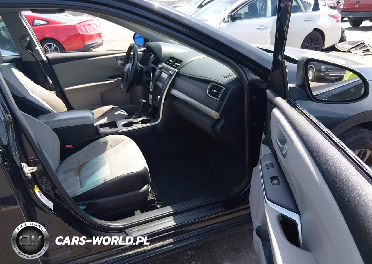 2015 Toyota Camry Se VIN:4T1BF1FK4FU053870 - 5