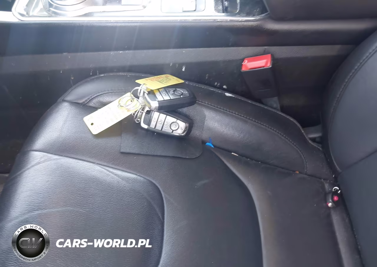 2019 Ford Edge Titanium VIN:2FMPK4K96KBC55731 - 11