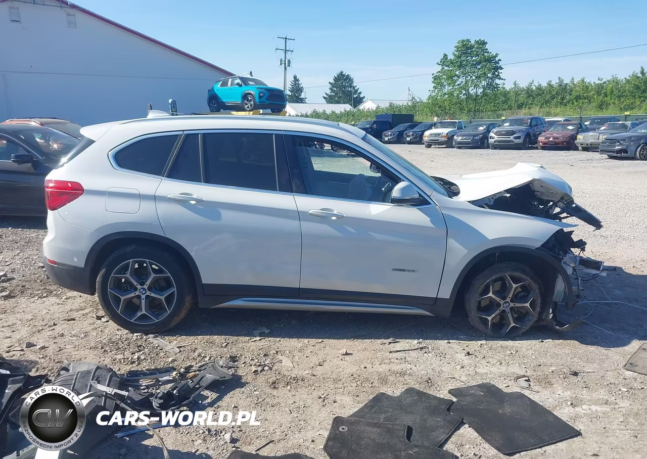 2017 BMW X1 Sdrive28I VIN:WBXHU7C34H5H34134 - 12