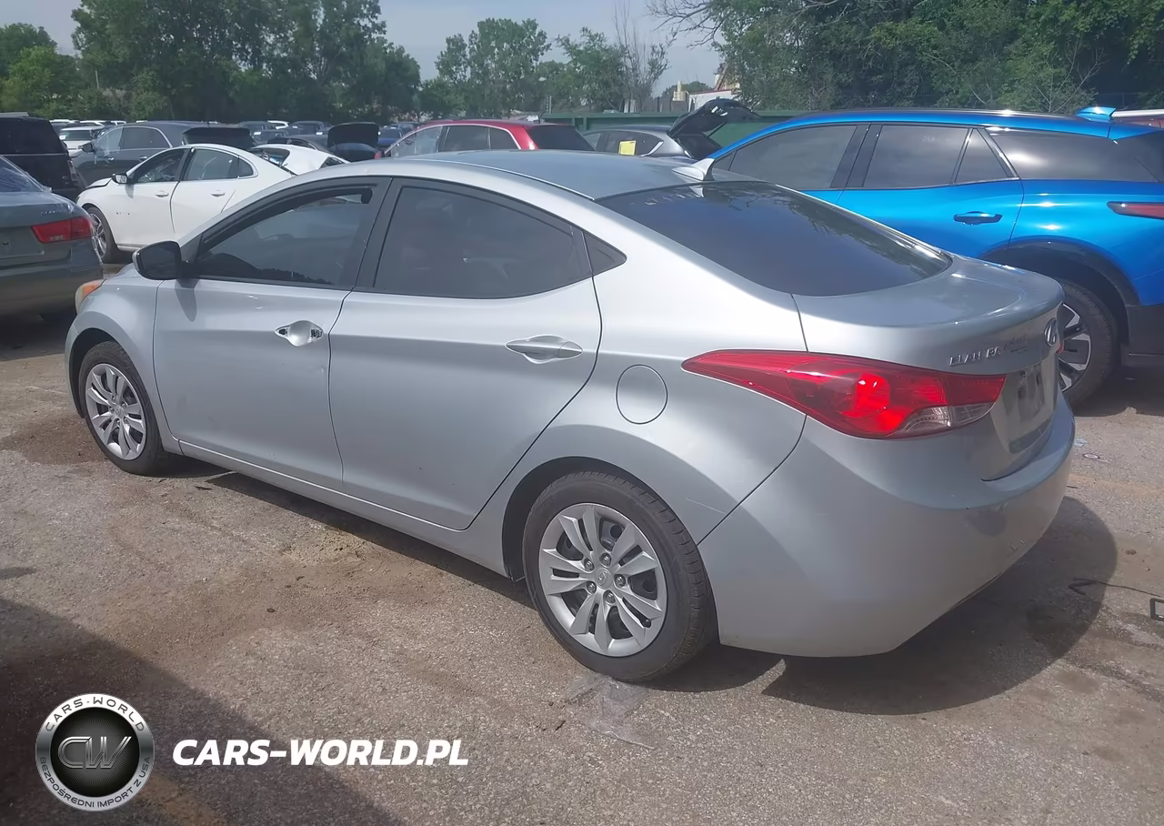 2011 Hyundai Elantra Gls VIN:5NPDH4AE6BH033358 - 3