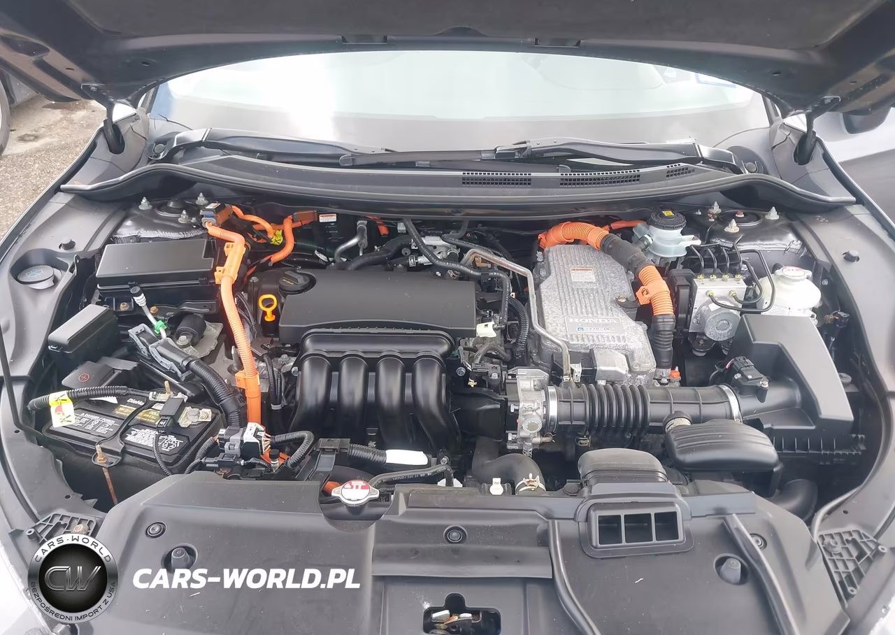 HONDA CLARITY VIN:JHMZC5F13JC009933 - 10
