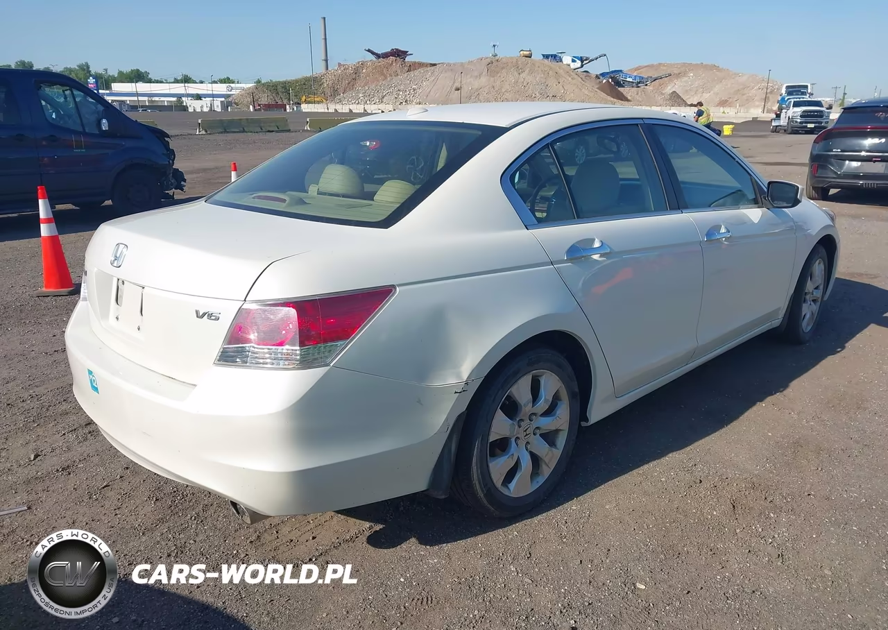 2010 Honda Accord 3.5 Ex-L VIN:1HGCP3F85AA002105 - 4
