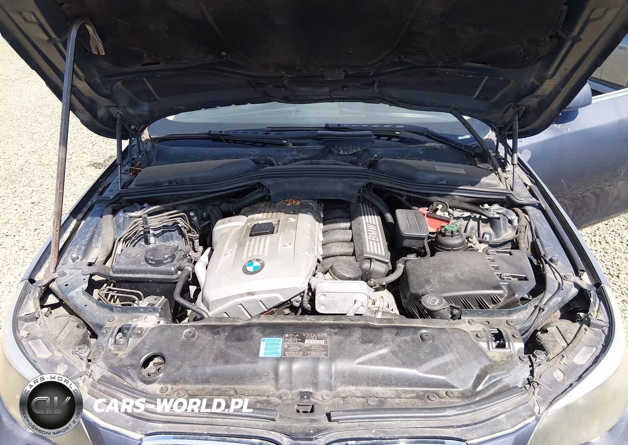2007 BMW 525I VIN:WBANE53537CK92390 - 10