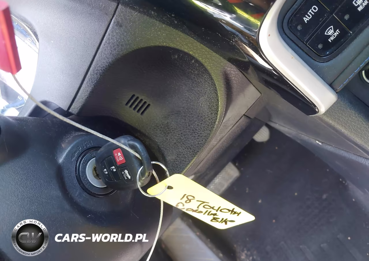 2018 Toyota Corolla Se VIN:2T1BURHEXJC045083 - 11