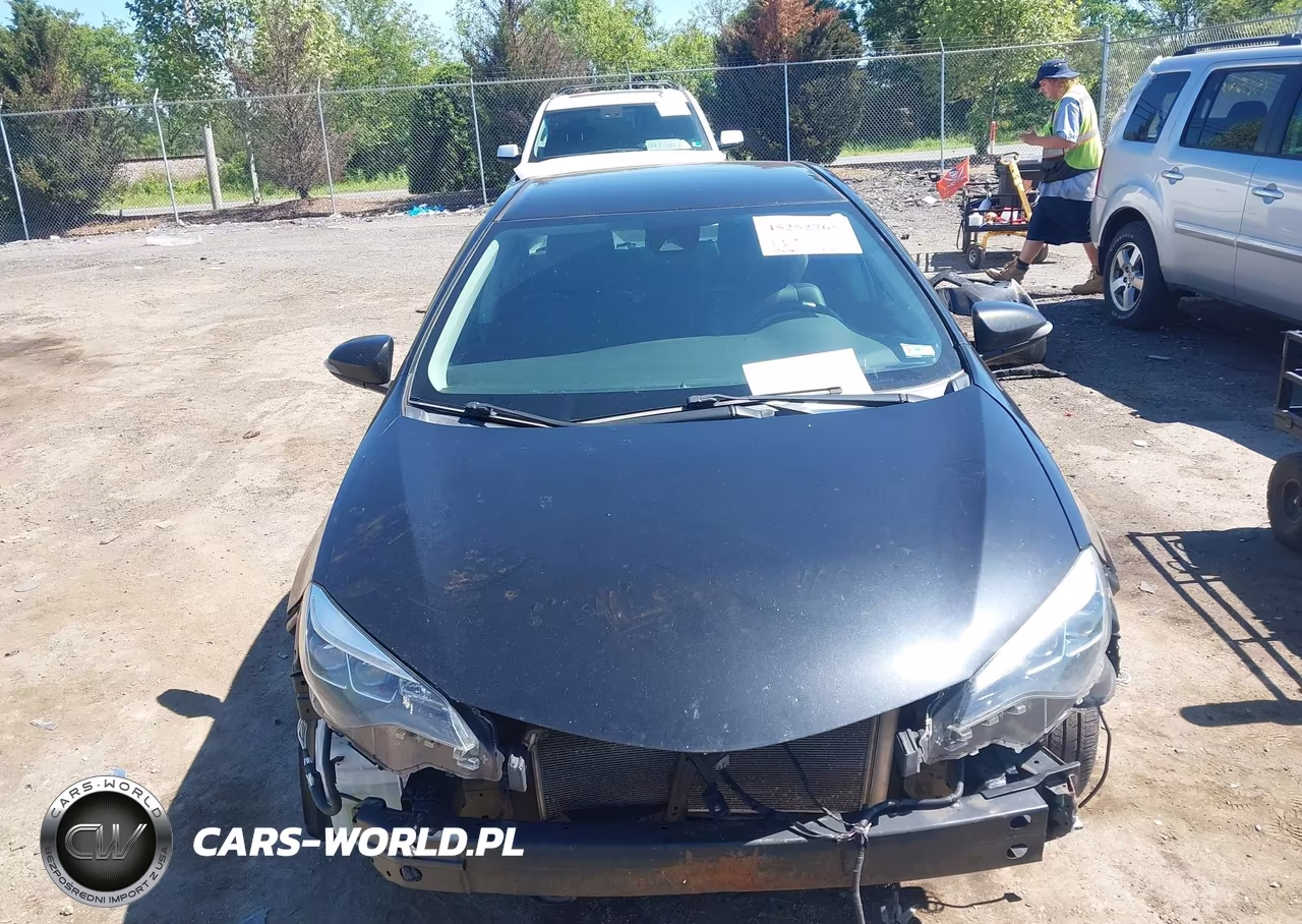 2018 Toyota Corolla Se VIN:2T1BURHEXJC045083 - 13