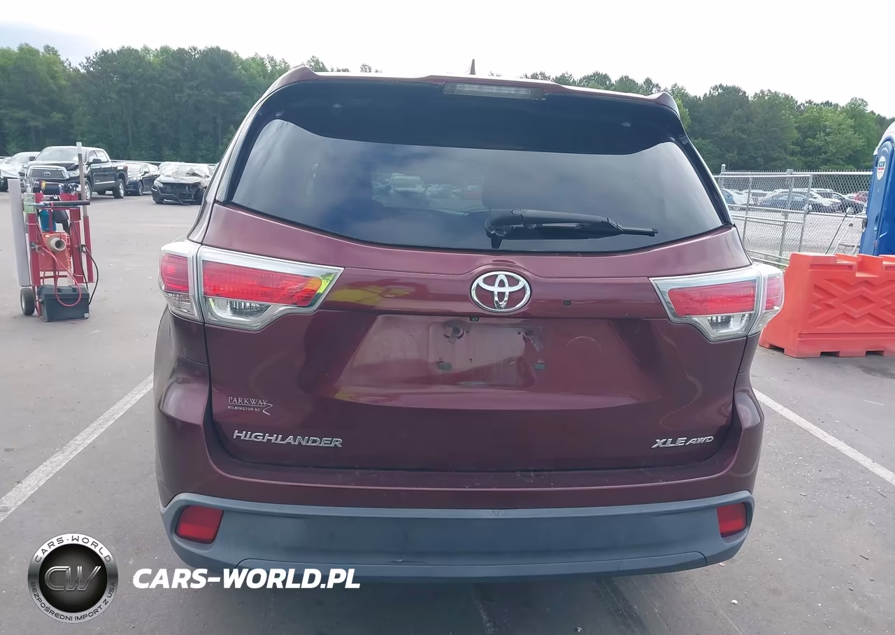 2015 Toyota Highlander Xle V6 VIN:5TDJKRFH6FS080703 - 16