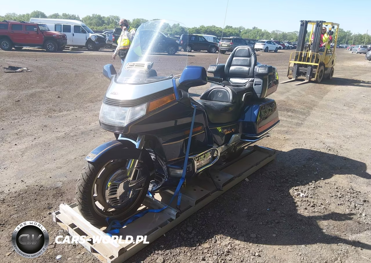 1988 Honda Gl1500 VIN:1HFSC2208JA000743 - 2