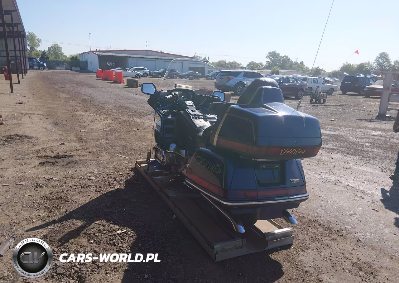 1988 Honda Gl1500 VIN:1HFSC2208JA000743 - 3