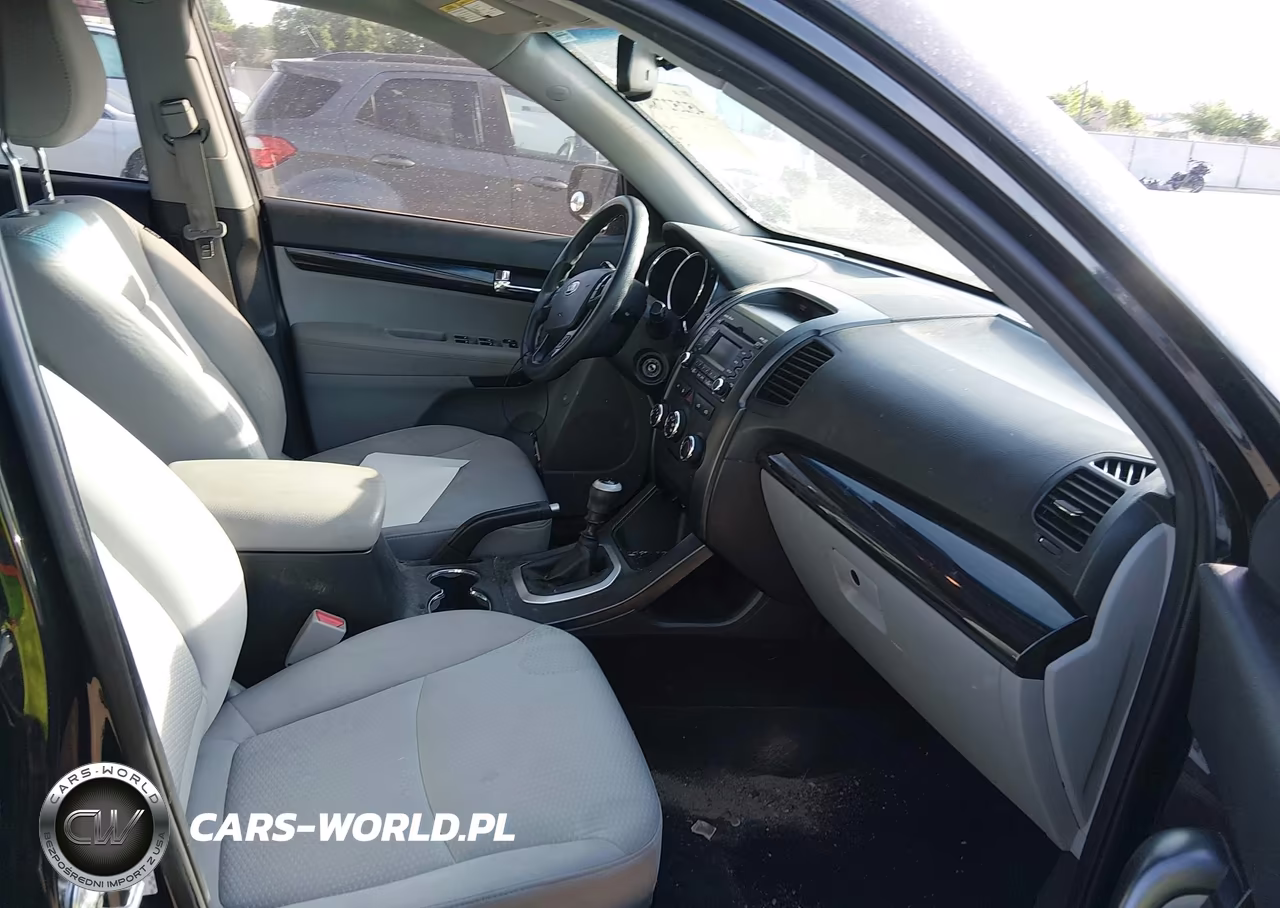 2011 Kia Sorento VIN:5XYKT3A14BG006485 - 5
