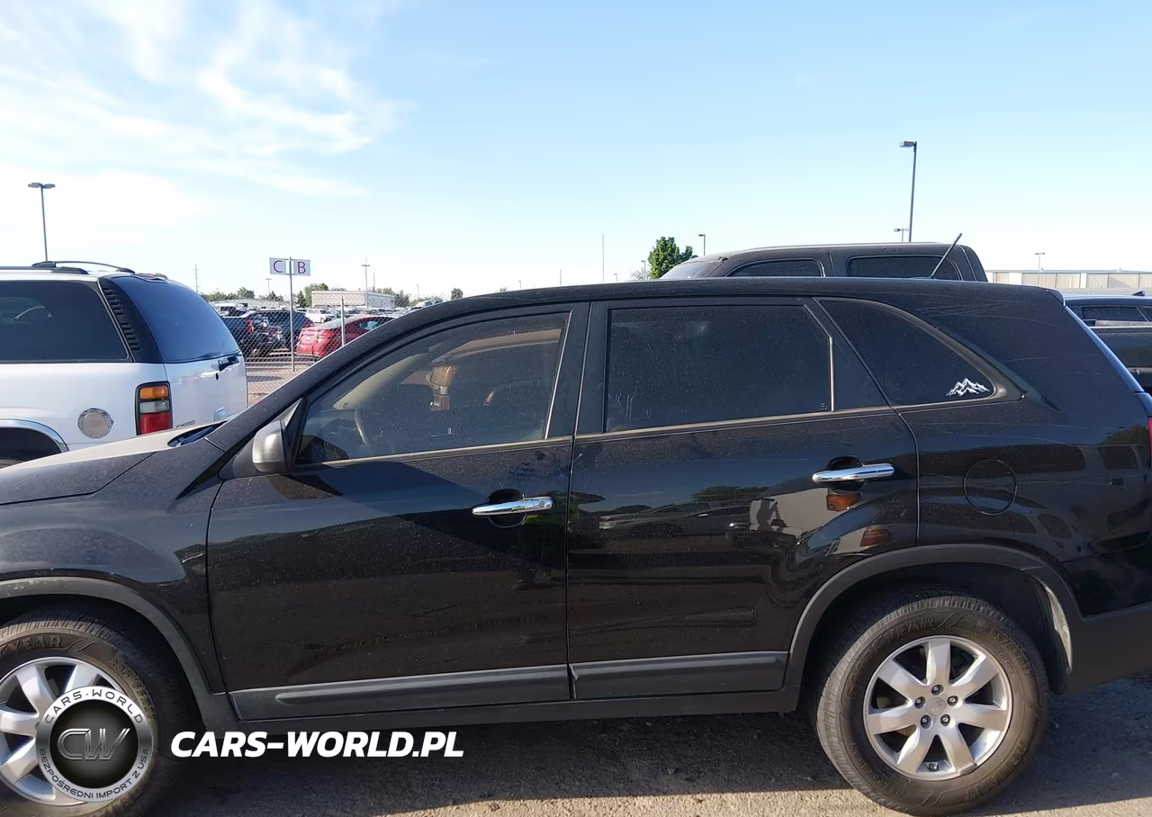 2011 Kia Sorento VIN:5XYKT3A14BG006485 - 6