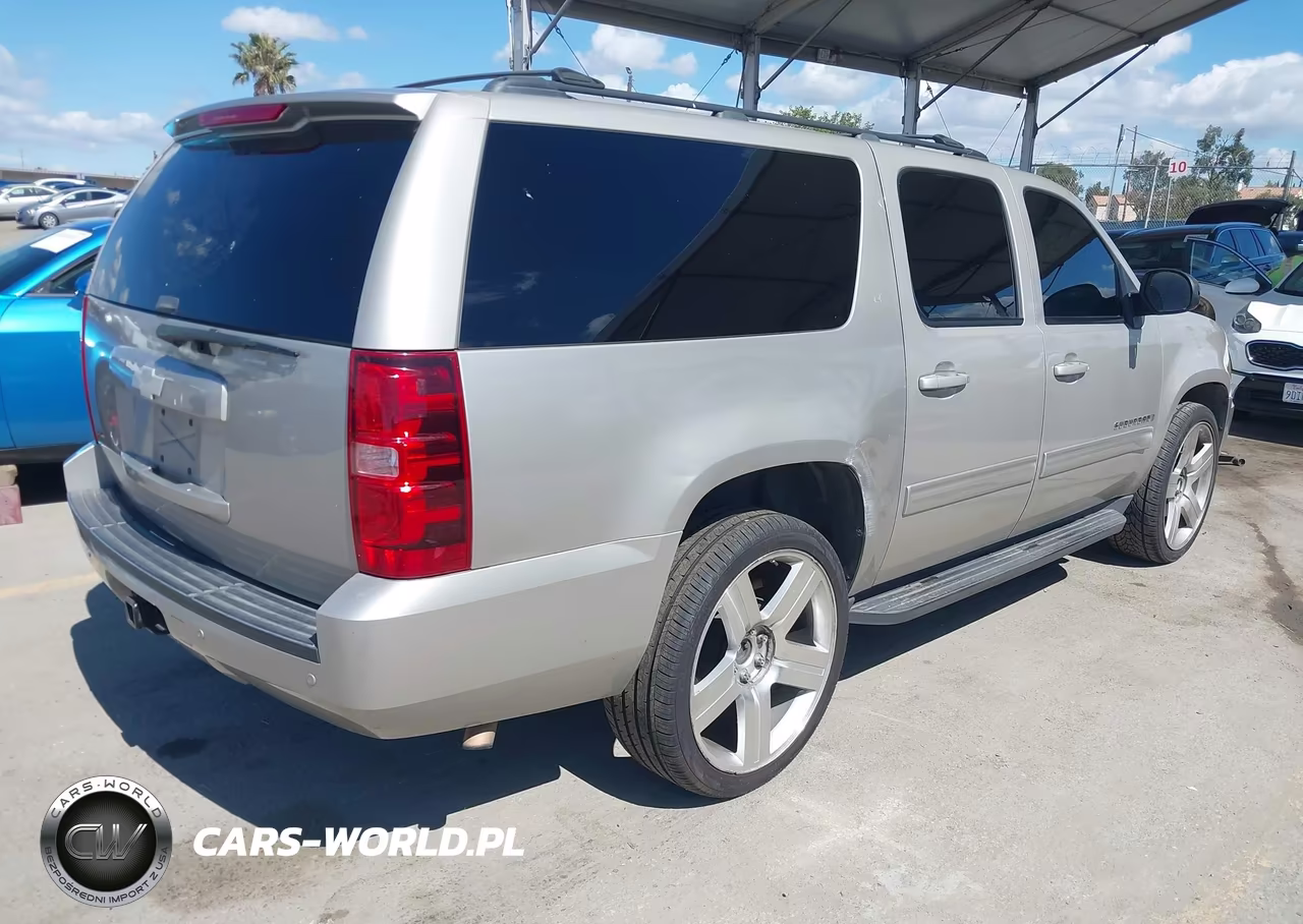 2009 Chevrolet Suburban 1500 Lt1 VIN:1GNFC26009R276943 - 4
