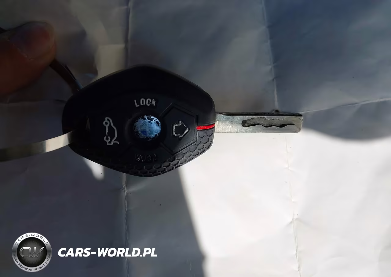 2005 BMW 645Ci VIN:WBAEK73425B323028 - 11