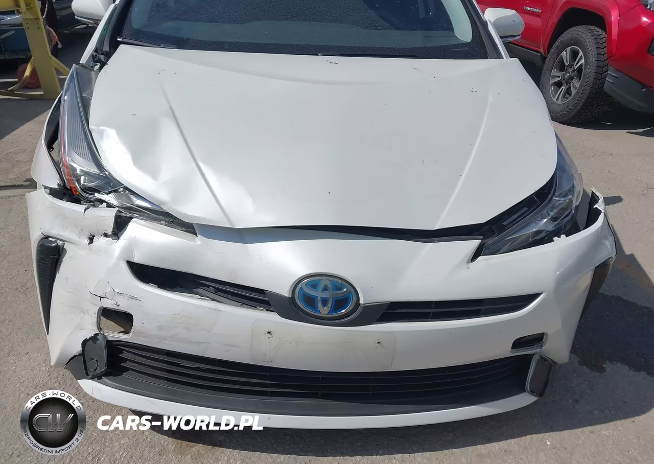 2020 Toyota Prius L Eco VIN:JTDKARFU2L3116730 - 6