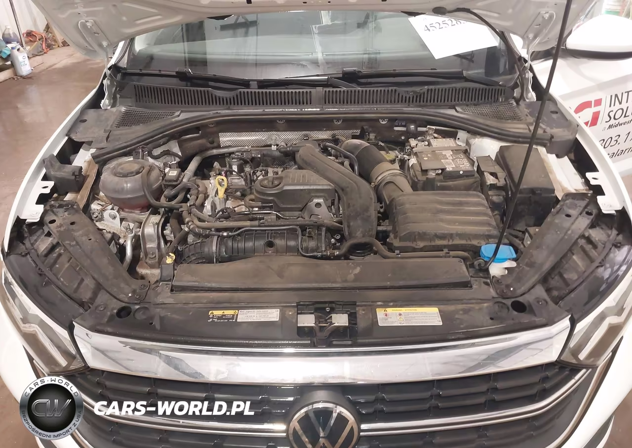 2024 Volkswagen Jetta 1.5T S VIN:3VW5M7BU7RM007277 - 10