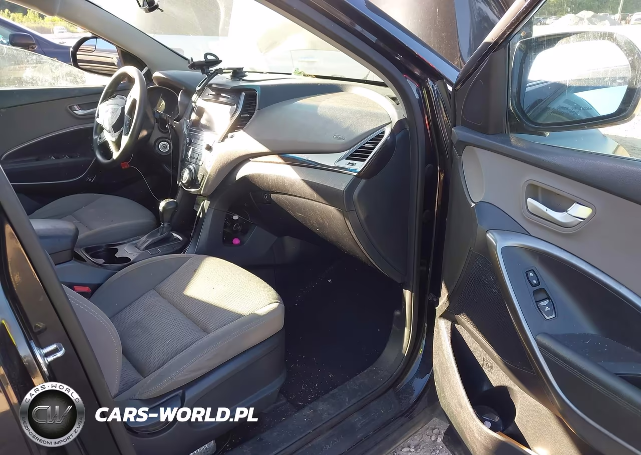 2017 Hyundai Santa Fe Se VIN:KM8SMDHF5HU216018 - 5