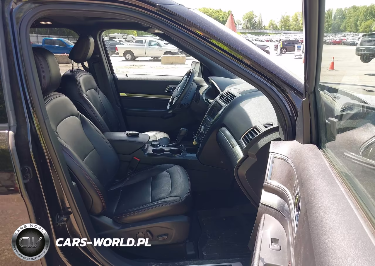 2019 Ford Explorer Sport VIN:1FM5K8GTXKGB20540 - 5
