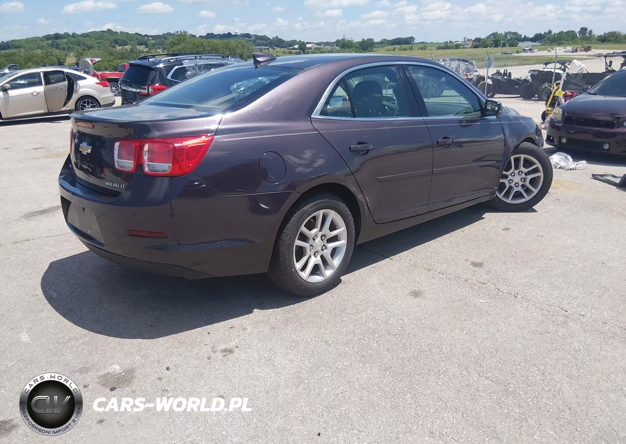 2015 Chevrolet Malibu 1Lt VIN:1G11C5SL2FF198479 - 4