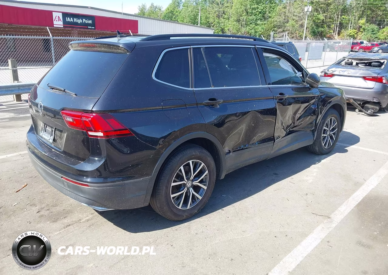 2019 Volkswagen Tiguan 2.0T Se-2.0T Sel-2.0T Sel R-Line-2.0T Sel R-Line Black VIN:3VV3B7AX0KM090327 - 4
