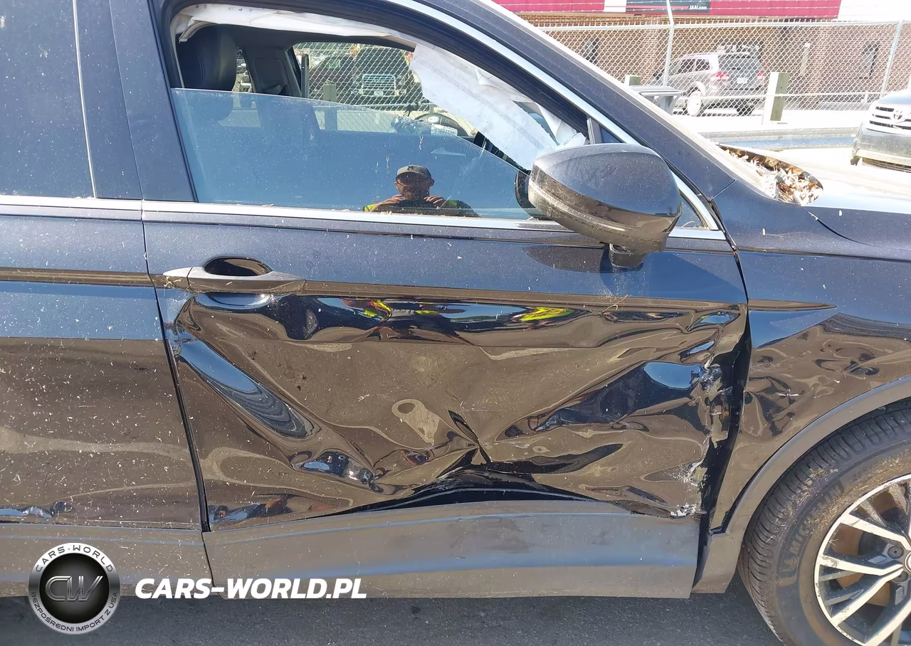 2019 Volkswagen Tiguan 2.0T Se-2.0T Sel-2.0T Sel R-Line-2.0T Sel R-Line Black VIN:3VV3B7AX0KM090327 - 6