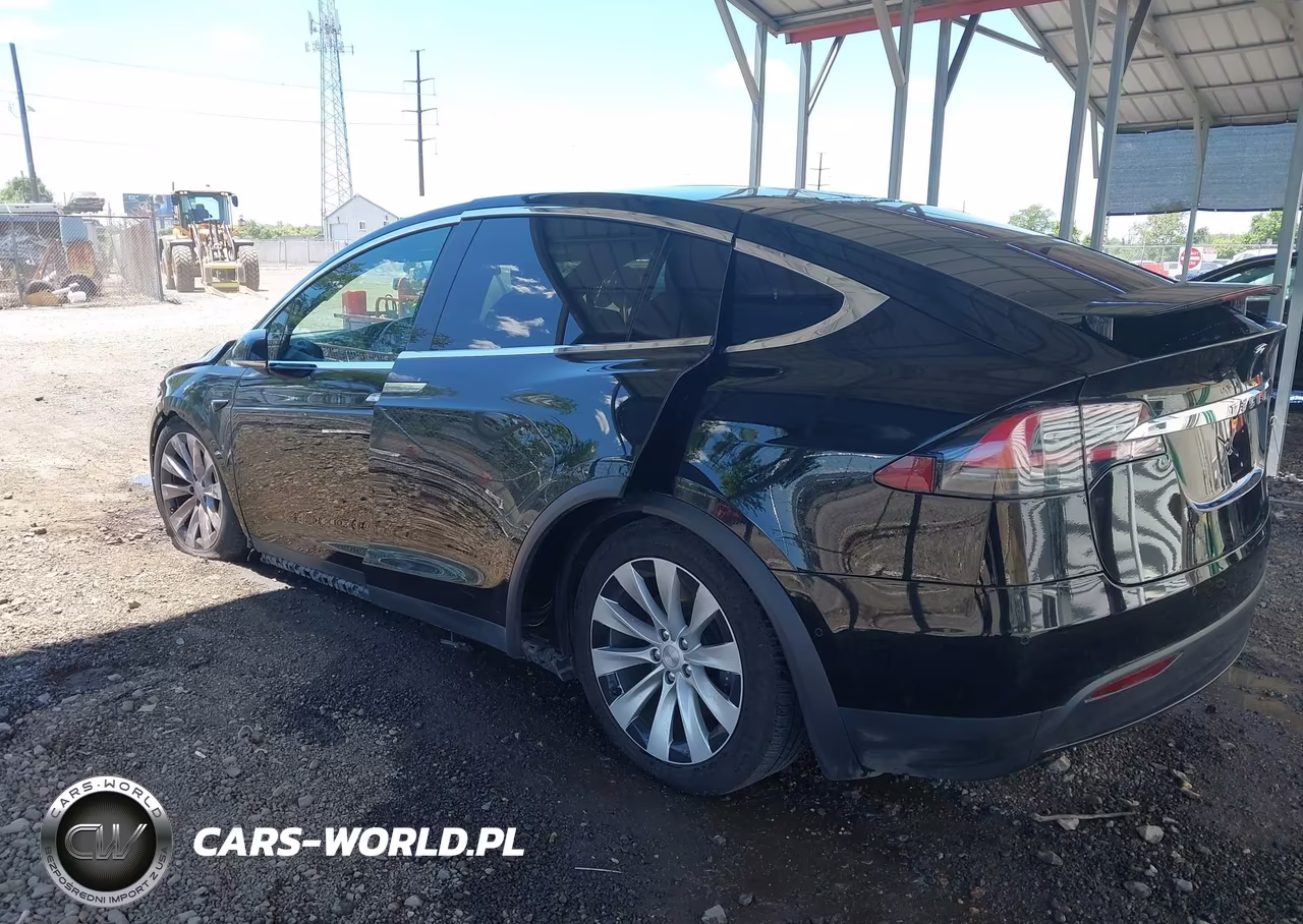 2020 Tesla Model X Long Range Dual Motor All-Wheel Drive-Long Range Plus Dual Motor All-Wheel Drive VIN:5YJXCBE2XLF263811 - 3
