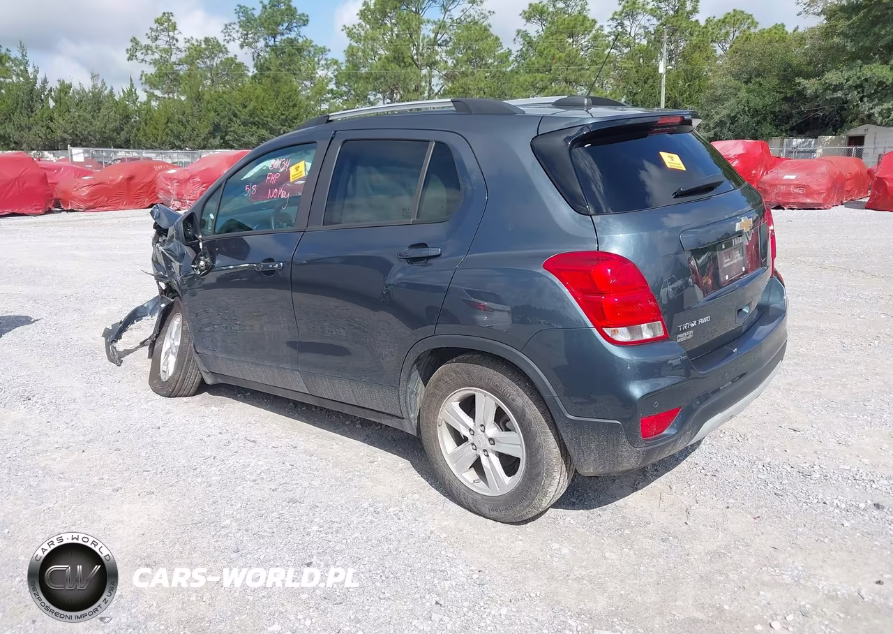 2022 Chevrolet Trax Awd Lt VIN:KL7CJPSM6NB532946 - 3