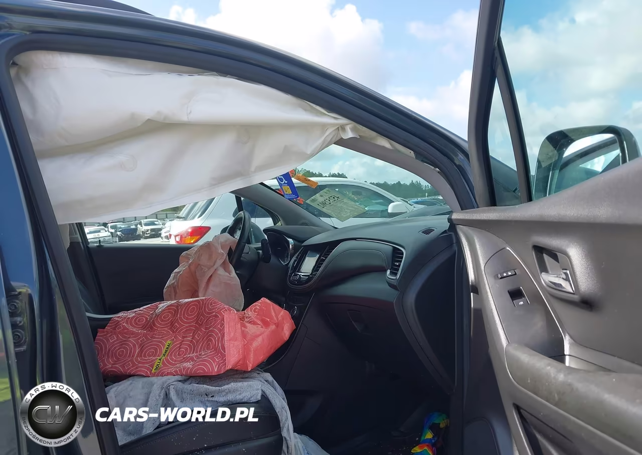 2022 Chevrolet Trax Awd Lt VIN:KL7CJPSM6NB532946 - 5