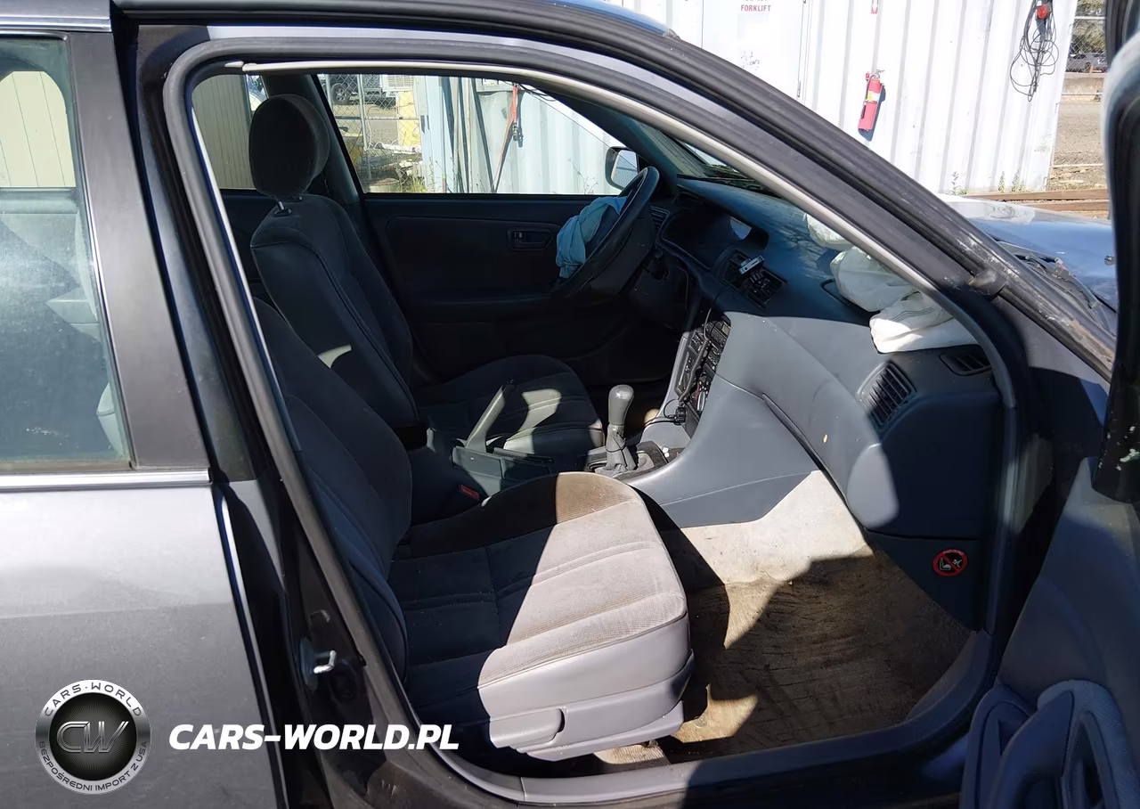 1997 Toyota Camry Ce VIN:4T1BG22K8VU000774 - 5