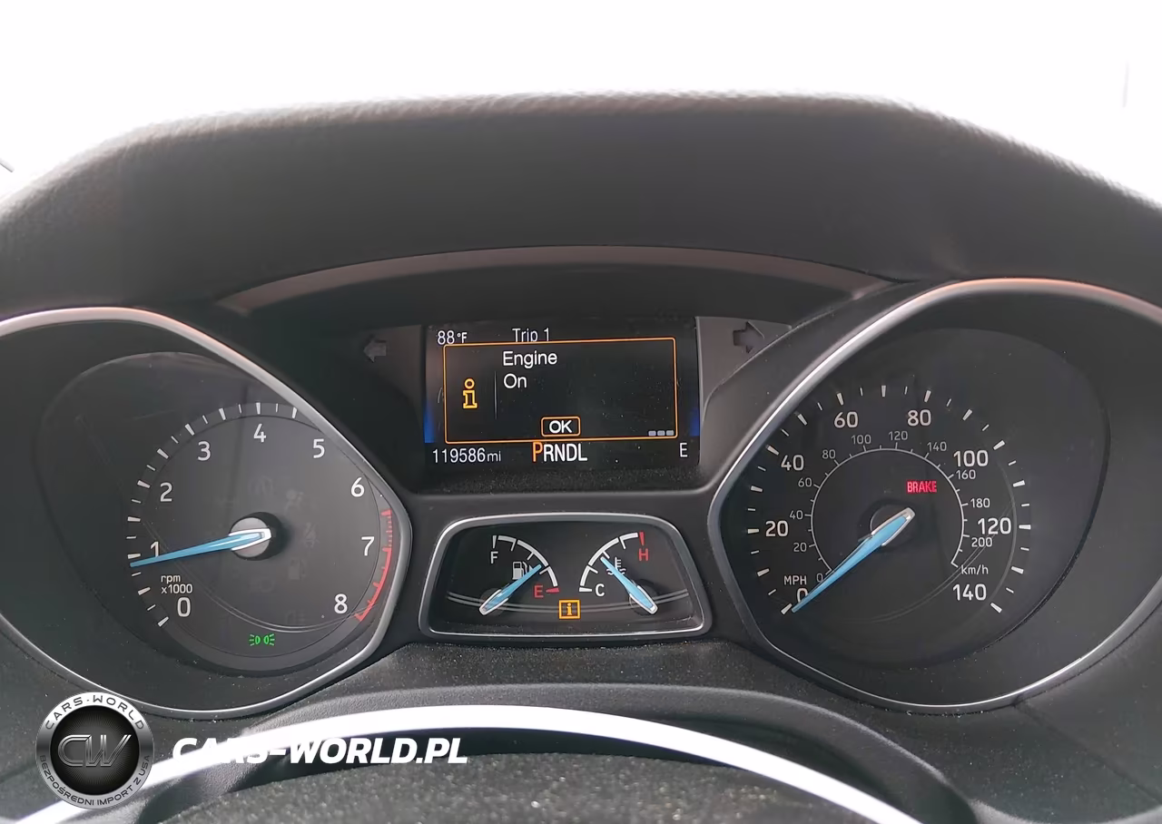 2017 Ford Focus Se VIN:1FADP3F21HL322119 - 7
