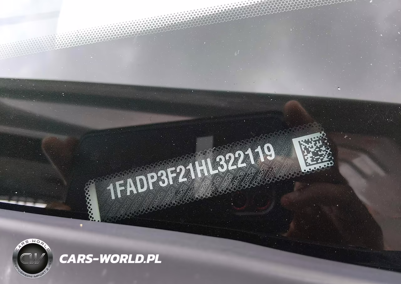 2017 Ford Focus Se VIN:1FADP3F21HL322119 - 9