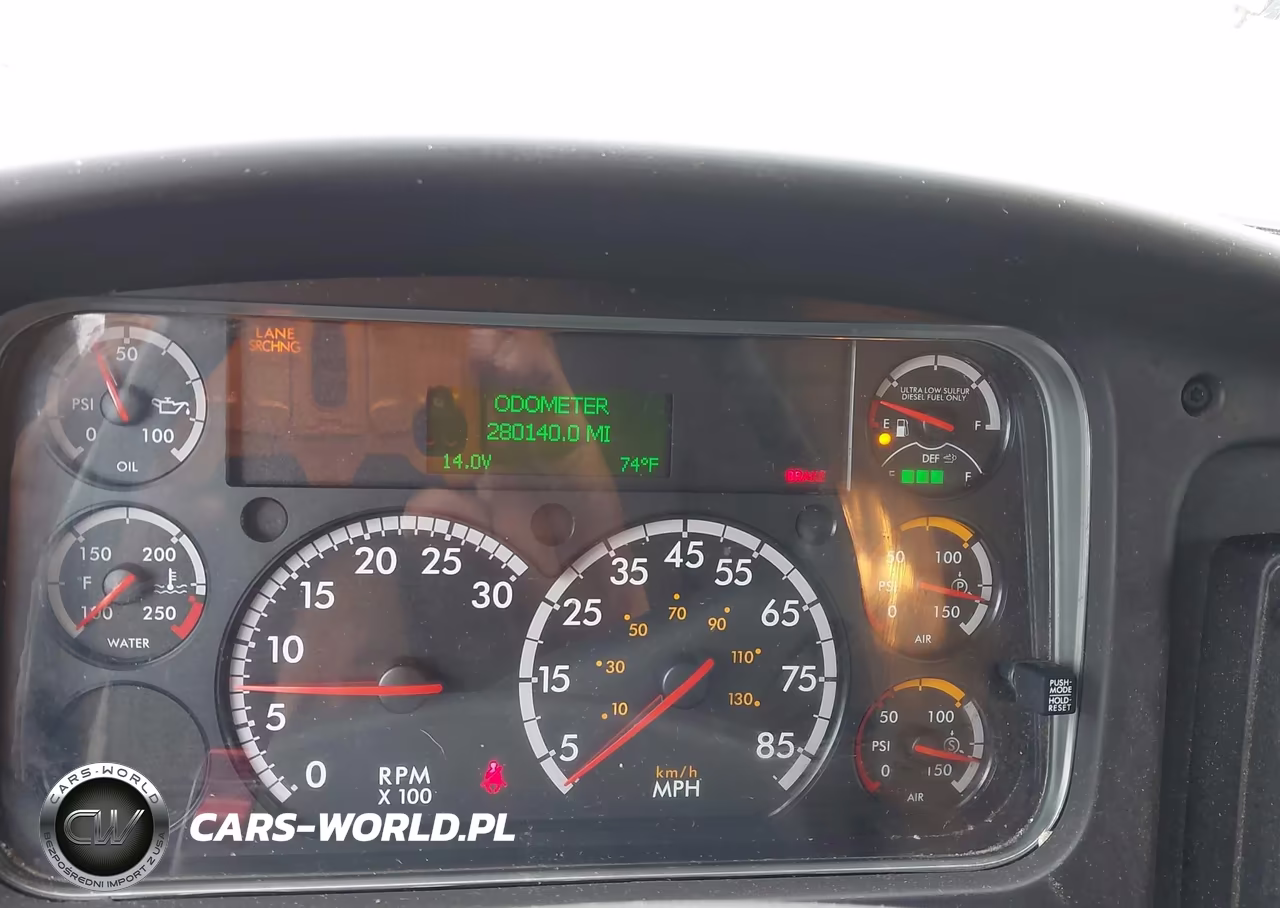 2019 Freightliner M2 106 VIN:1FVACXFC2KHKK4546 - 5
