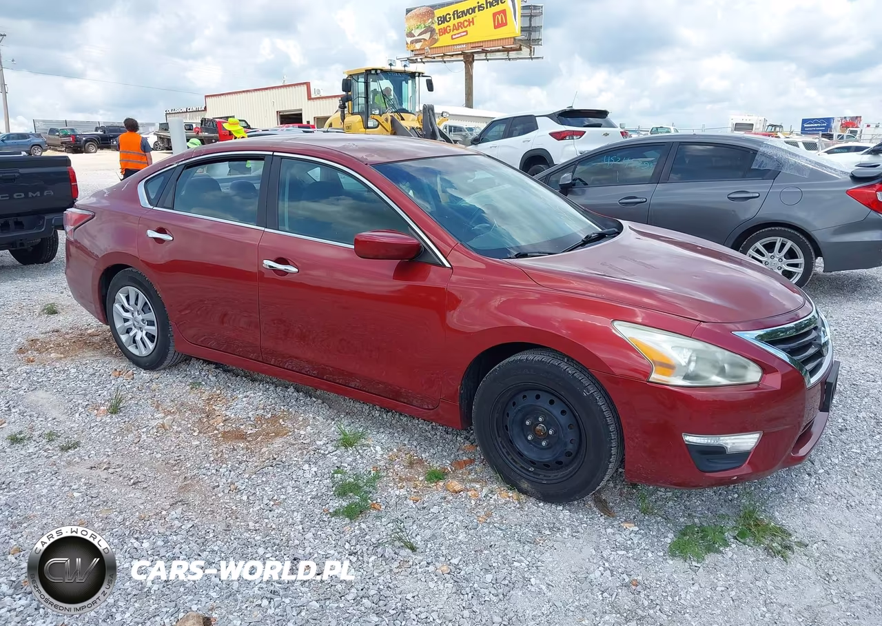 2014 Nissan Altima 2.5 S – zdjęcie 1 z 13