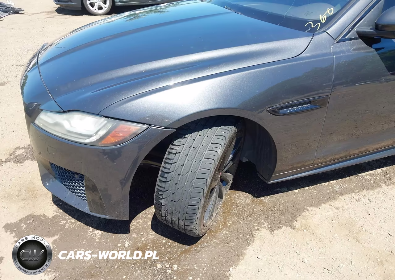 2017 Jaguar Xf S VIN:SAJBG4BV7HCY44844 - 6