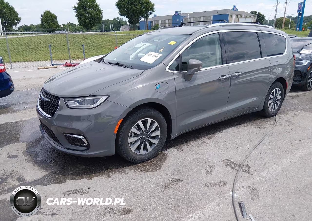 2021 Chrysler Pacifica Hybrid Touring L VIN:2C4RC1L7XMR599479 - 2