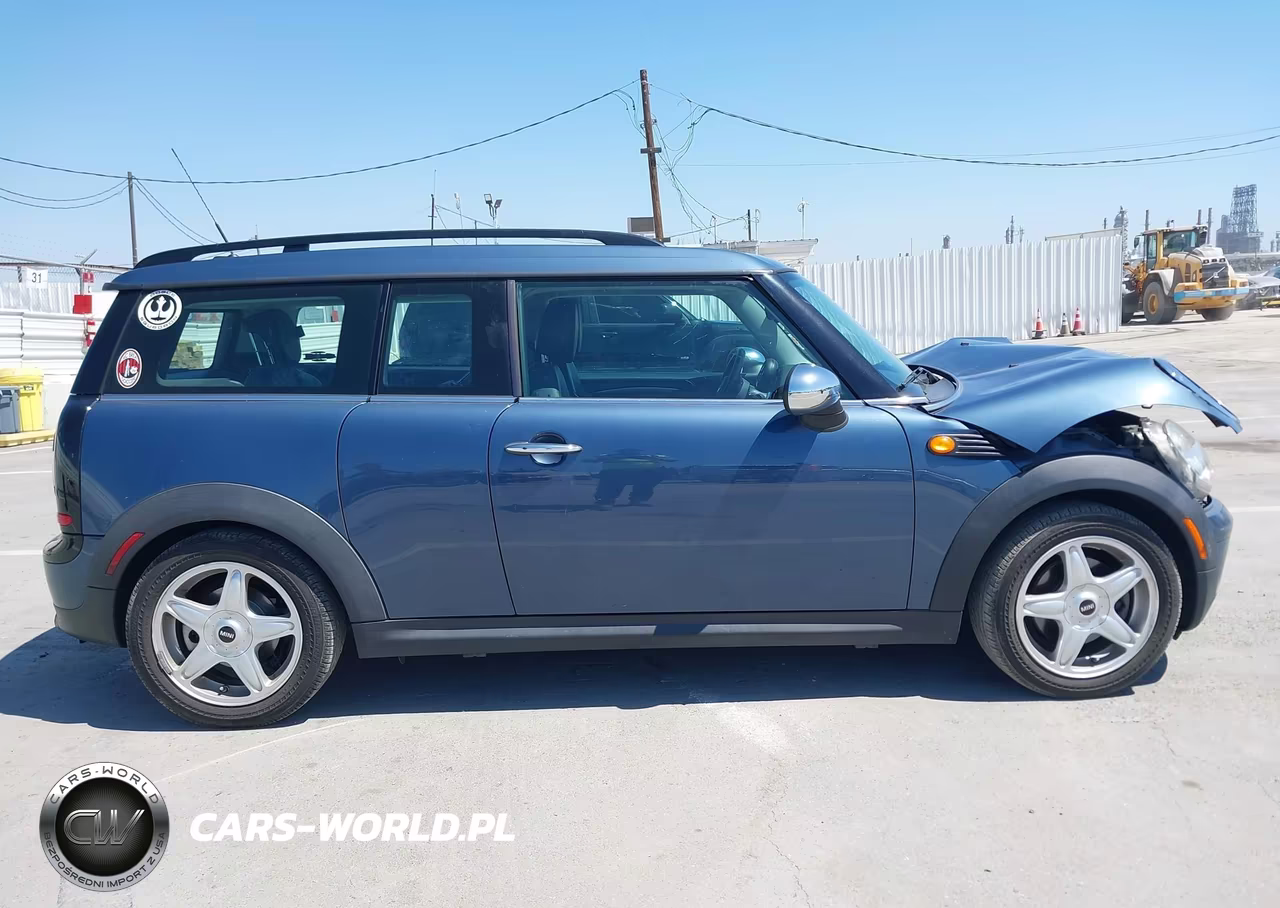 2010 Mini Cooper Clubman VIN:WMWML3C52ATX51535 - 14