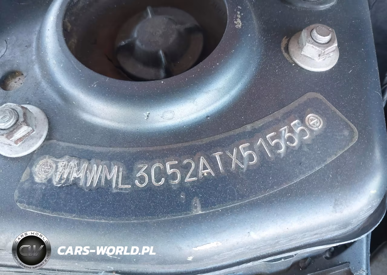 2010 Mini Cooper Clubman VIN:WMWML3C52ATX51535 - 19