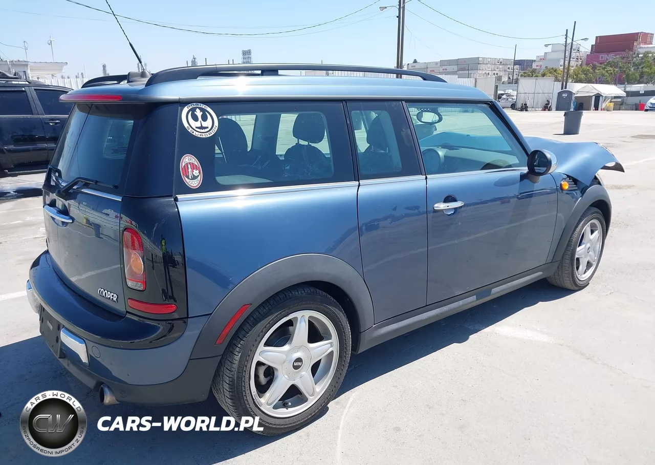 2010 Mini Cooper Clubman VIN:WMWML3C52ATX51535 - 4