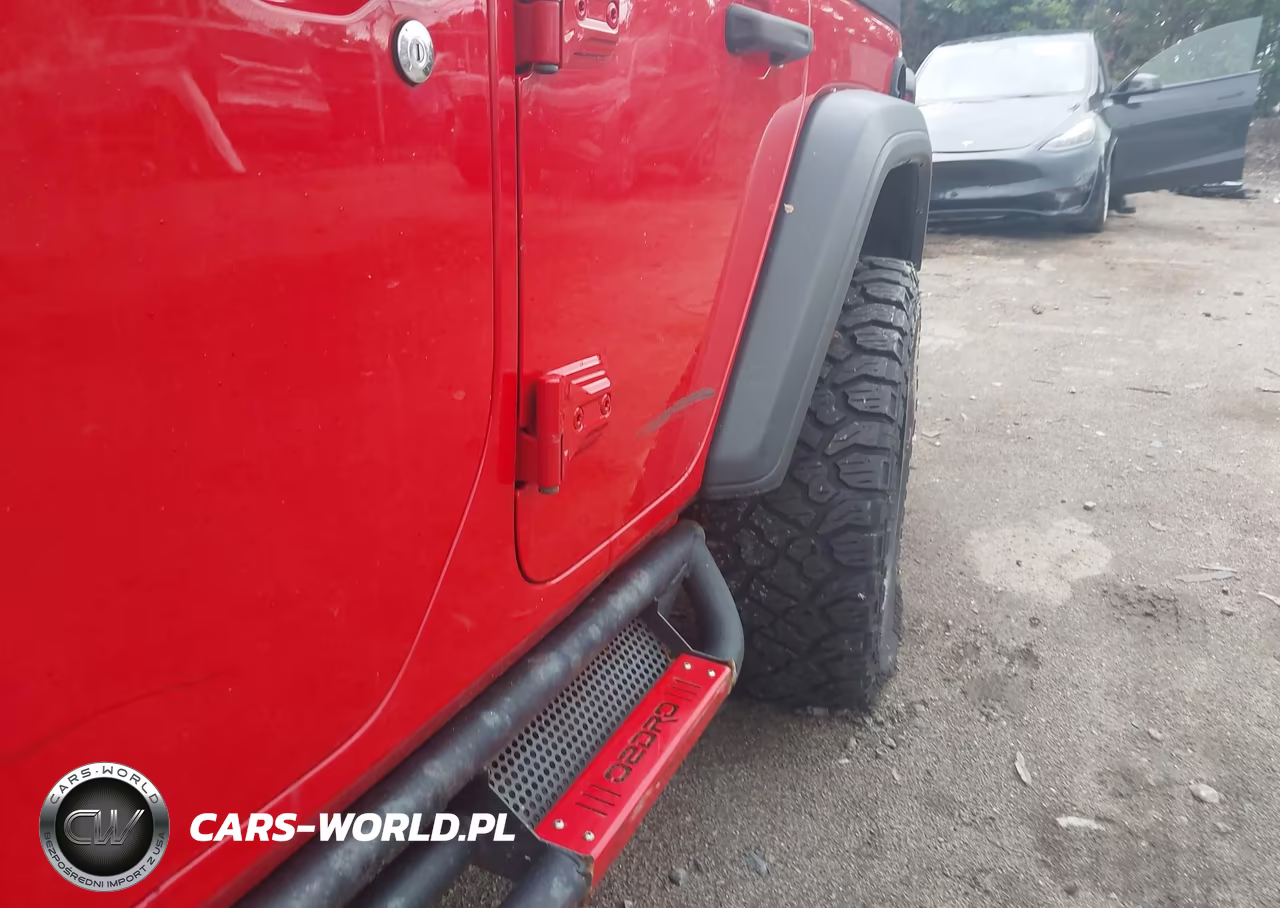 2018 Jeep Wrangler Unlimited Sport S 4X4 VIN:1C4HJXDG0JW307411 - 6