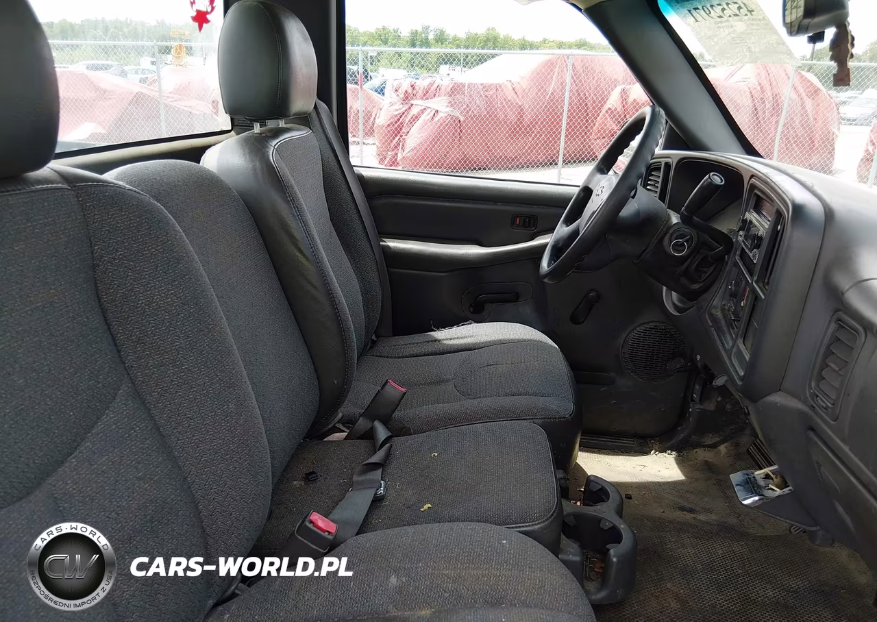 2004 Chevrolet Silverado 1500 Work Truck VIN:1GCEC14X14Z111636 - 5
