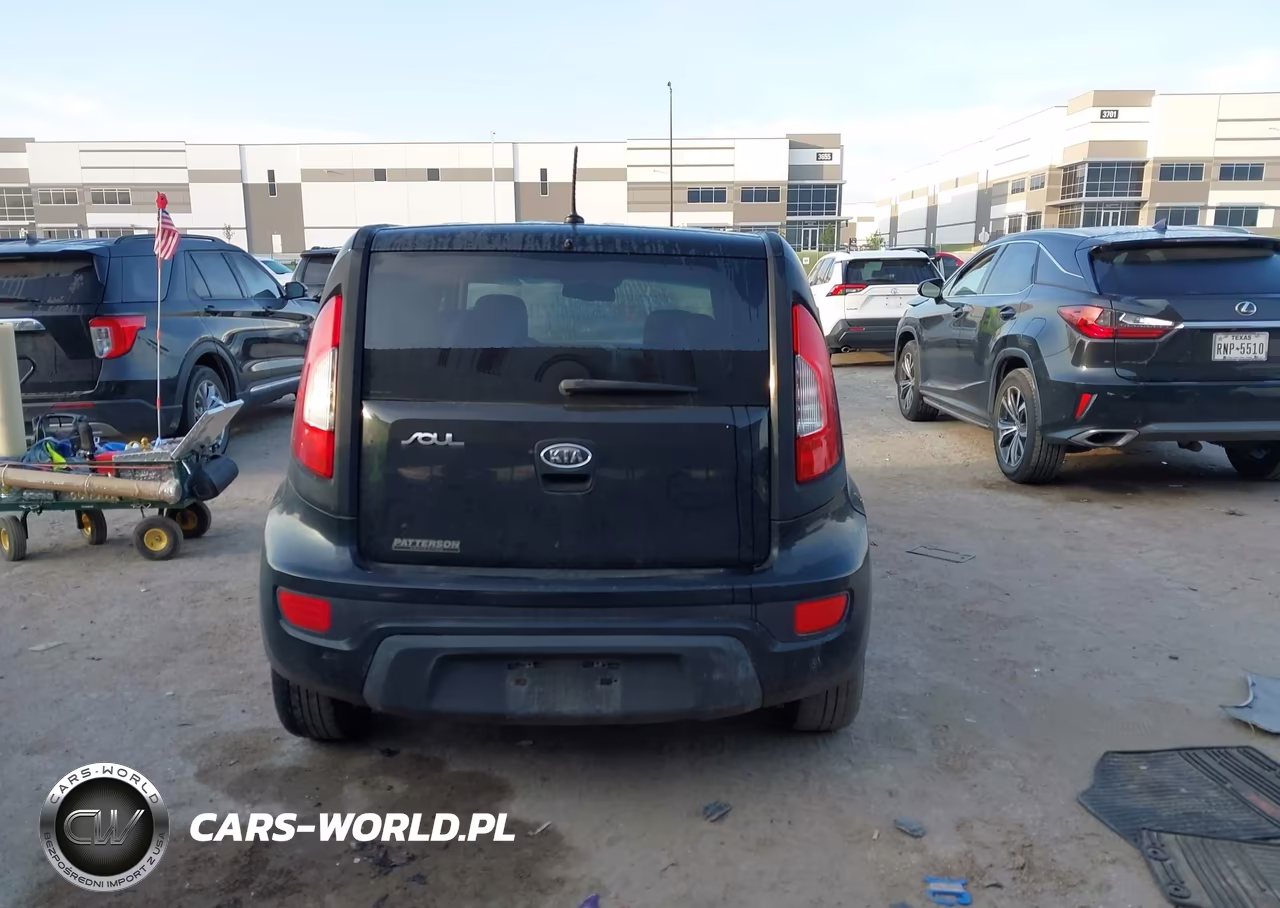 2012 Kia Soul + VIN:KNDJT2A65C7747096 - 15