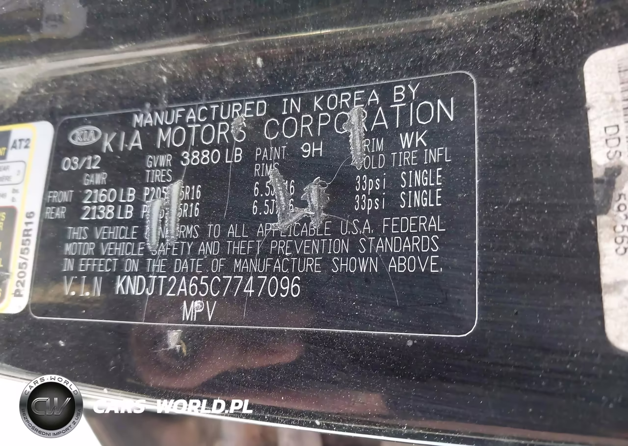 2012 Kia Soul + VIN:KNDJT2A65C7747096 - 9