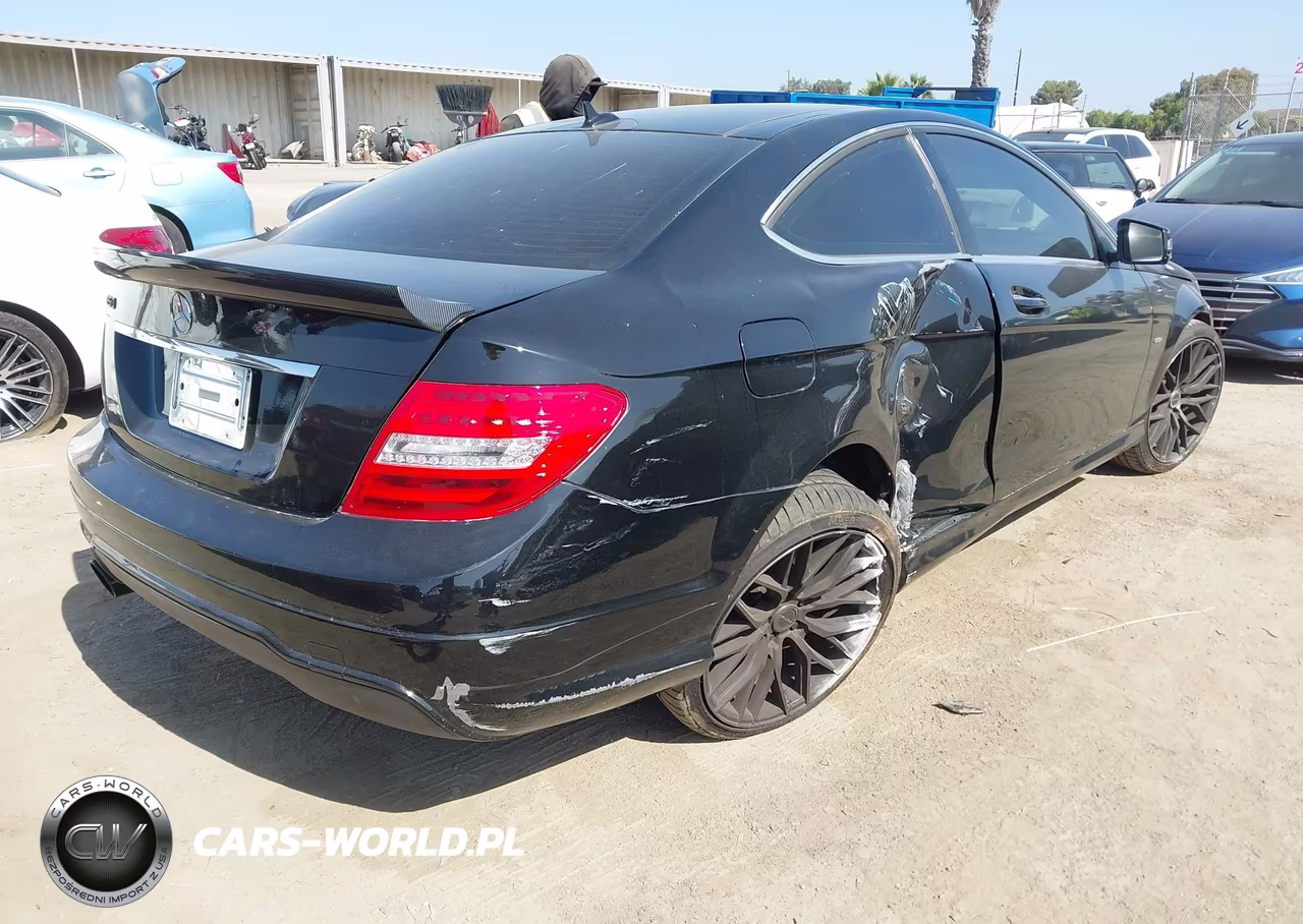 2012 Mercedes-Benz C 250 VIN:WDDGJ4HB6CF770848 - 4