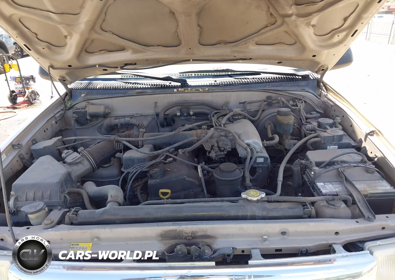 2000 Toyota Tacoma VIN:5TEWM72N2YZ692029 - 10