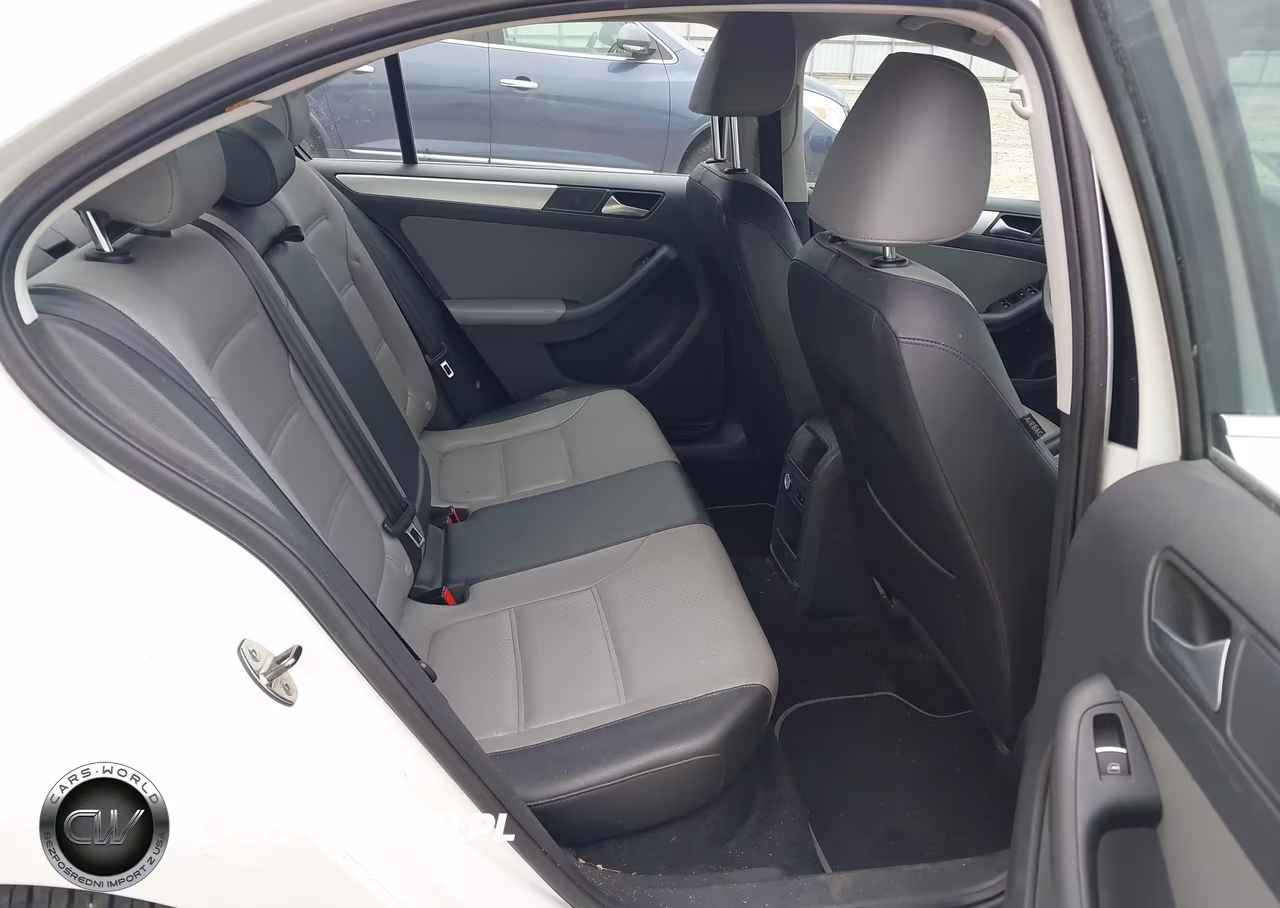 2013 Volkswagen Jetta Hybrid Sel VIN:3VW637AJ6DM283098 - 8