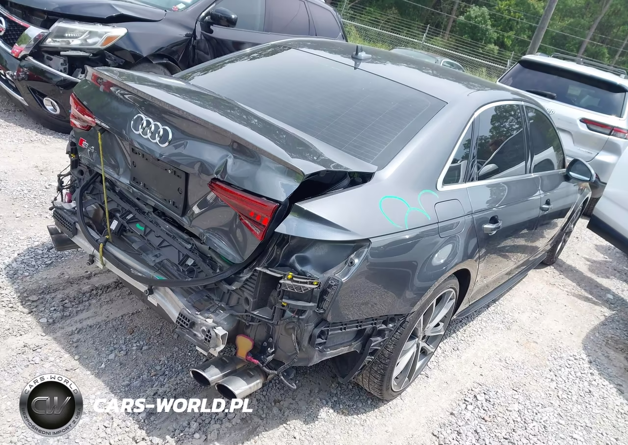 2019 Audi S4 3.0T Premium VIN:WAUB4AF46KA006019 - 4