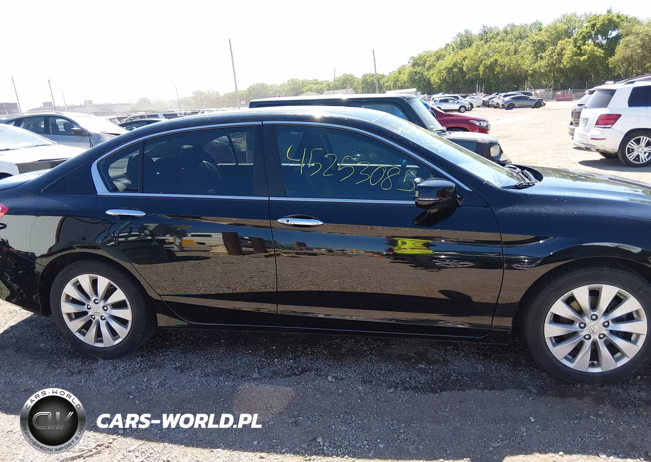 2015 Honda Accord Ex-L VIN:1HGCR2F8XFA216793 - 13