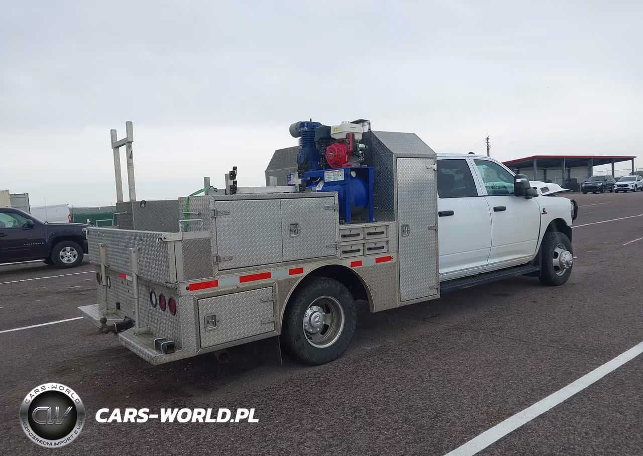 2023 Ram 3500 Chassis Tradesman-Slt-Laramie-Limited VIN:3C7WRTCL8PG553205 - 4