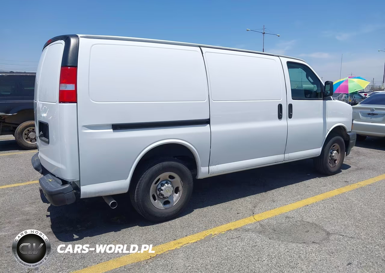 2024 Chevrolet Express Cargo Rwd 2500 Regular Wheelbase Wt VIN:1GCWGAFP8R1252067 - 4
